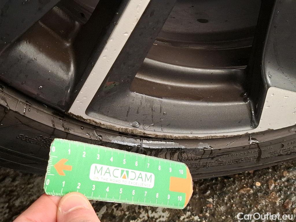  Peugeot  308 PEUGEOT  SW  2021  5P  Break BlueHDi 130 EAT8 ALLURE PACK #46