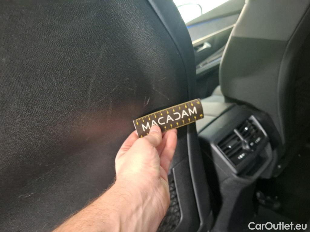  Peugeot  3008  II Allure Pack 1.5 HDi 130CV BVA8 E6d #61