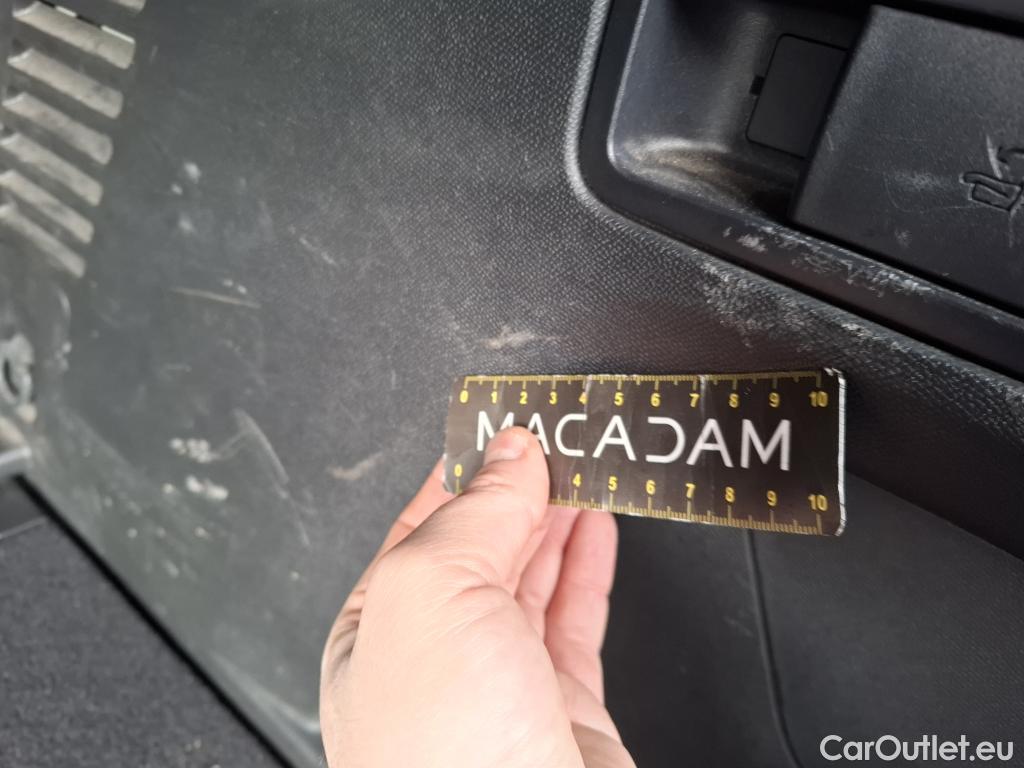  Peugeot  3008  II Allure Pack 1.5 HDi 130CV BVA8 E6d #64