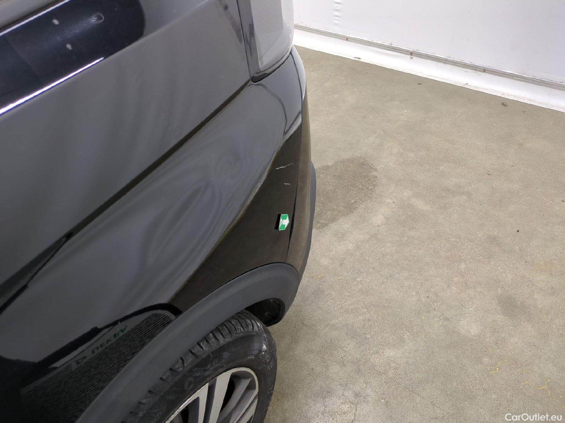  Peugeot  5008  Allure Pack 1.5 HDi 130CV BVA8 7 Sieges E6d #47