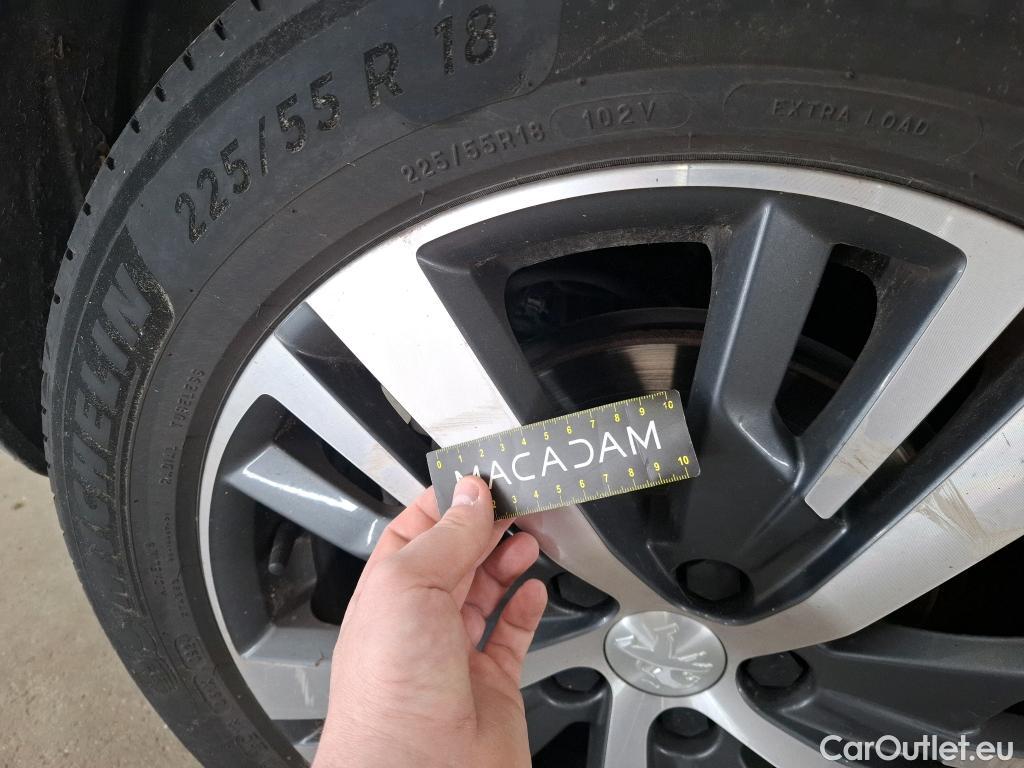  Peugeot  3008  II Allure Pack 1.5 HDi 130CV BVA8 E6d #44