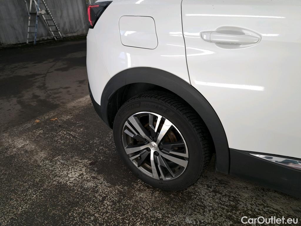  Peugeot  3008  Allure Pack 1.5 HDi 130CV BVA8 E6d #32