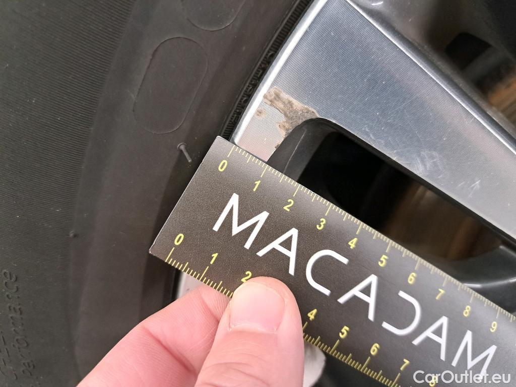  Peugeot  3008  Allure Pack 1.5 HDi 130CV BVA8 E6d #30