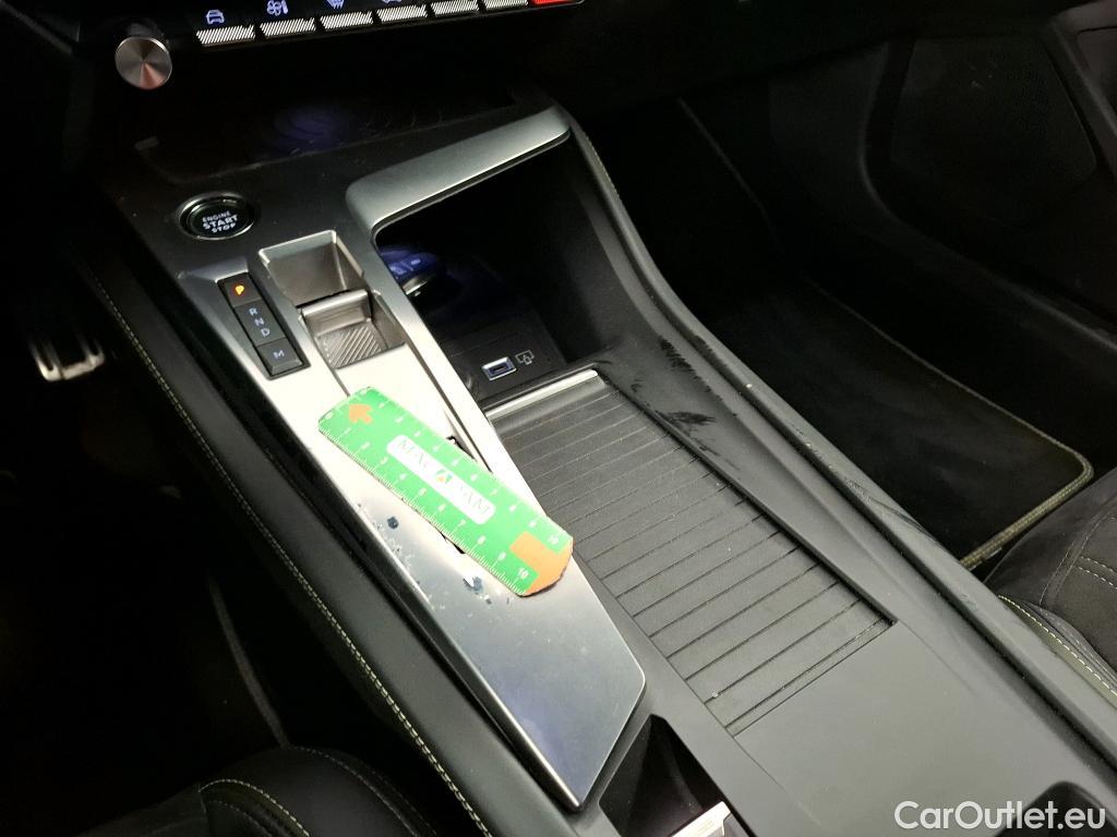  Peugeot  308 PEUGEOT  SW / 2021 / 5P / Break BlueHDi 130 EAT 8 GT #12