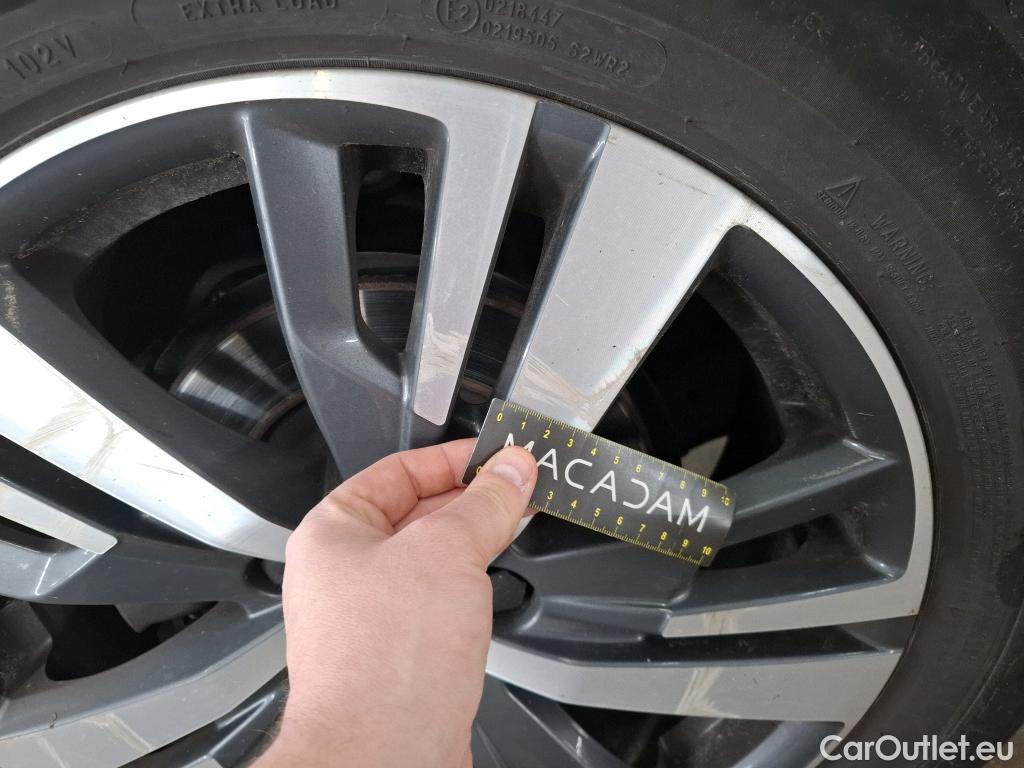  Peugeot  3008  II Allure Pack 1.5 HDi 130CV BVA8 E6d #40