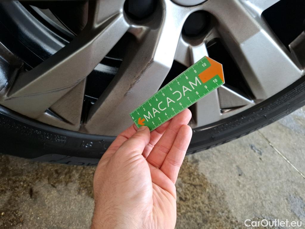  Peugeot  5008  Active Business 1.2 PureTech 130CV BVA8 E6d #8