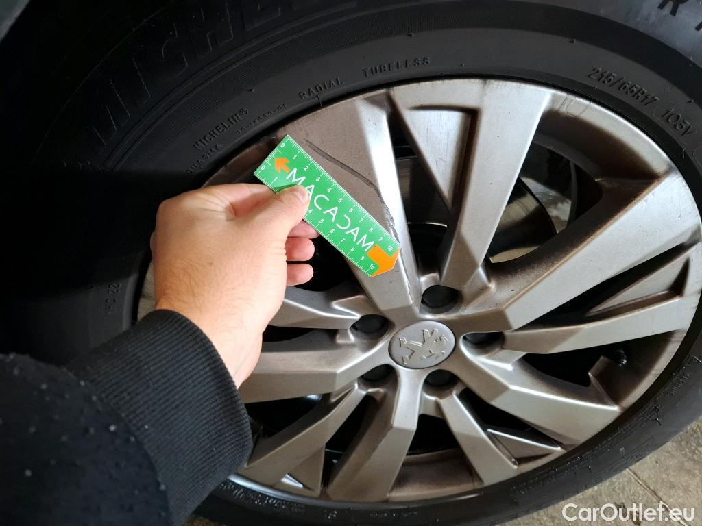  Peugeot  5008  Active Business 1.2 PureTech 130CV BVA8 E6d #5