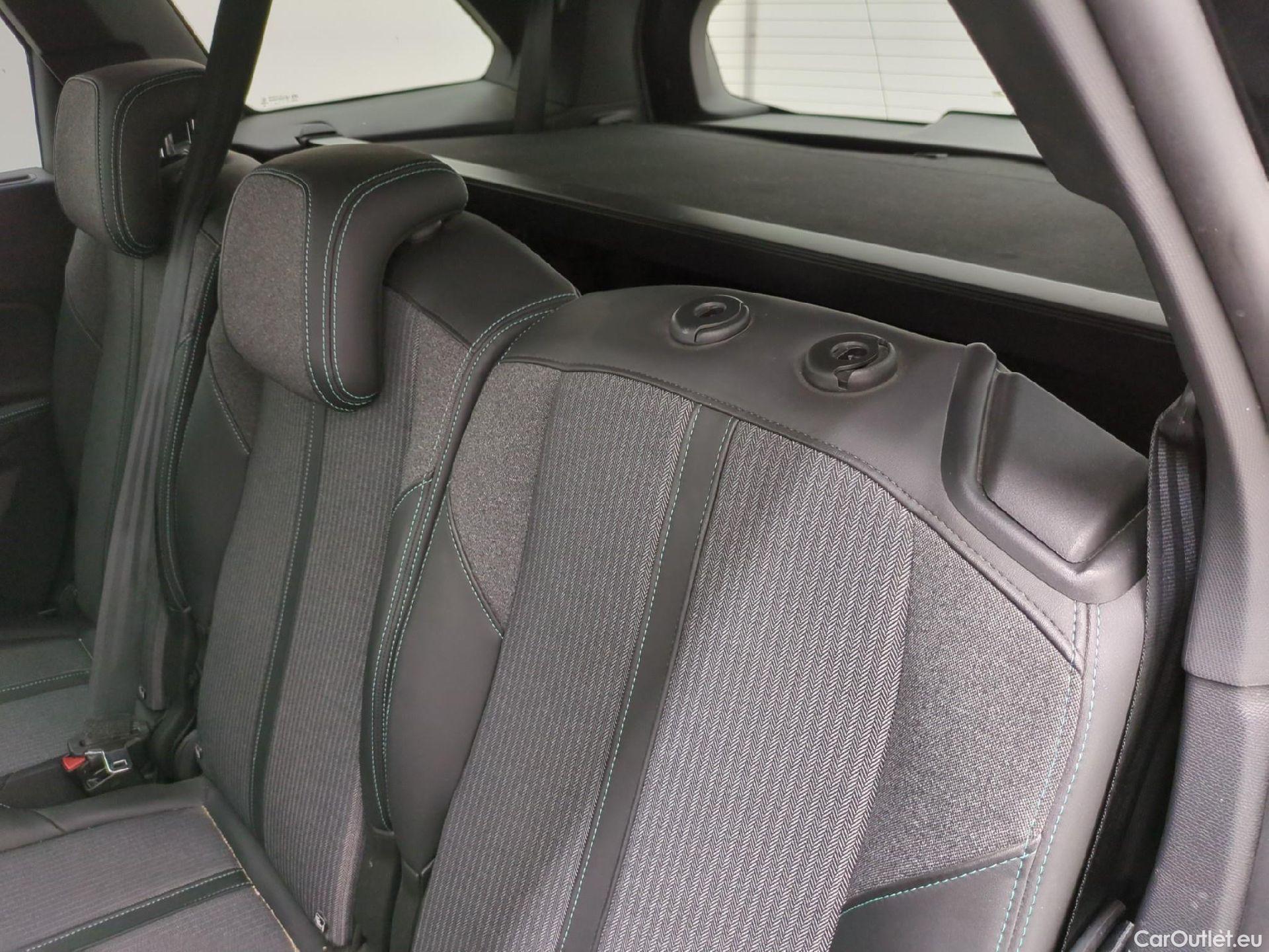  Peugeot  5008  Allure Pack 1.5 HDi 130CV BVA8 7 Sieges E6d #11