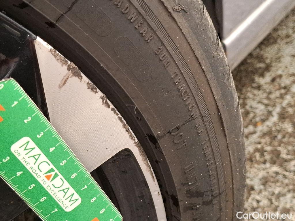  Peugeot  308 PEUGEOT  SW  2021  5P  Break BlueHDi 130 EAT8 ALLURE PACK #53