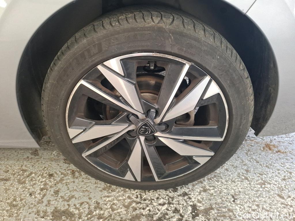  Peugeot  308  Allure 1.5 HDi 130CV BVA8 E6d #37