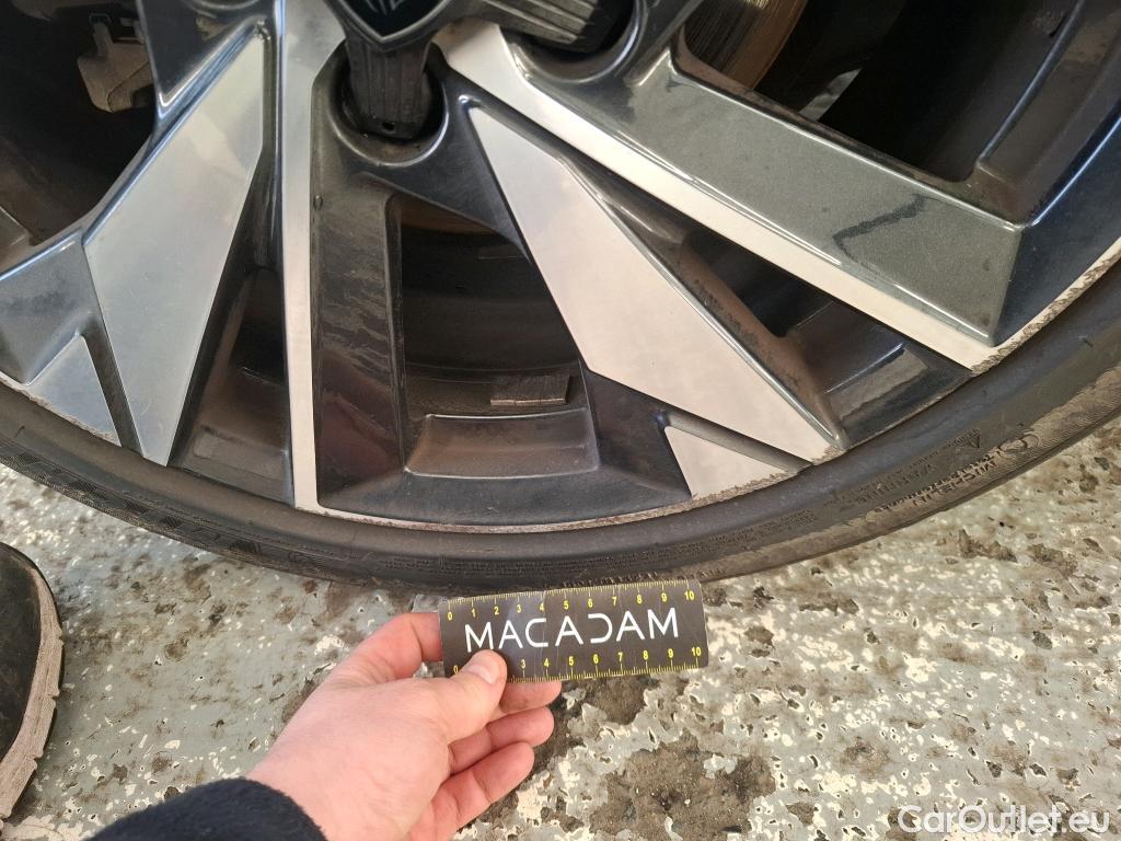  Peugeot  308  Allure 1.5 HDi 130CV BVA8 E6d #46