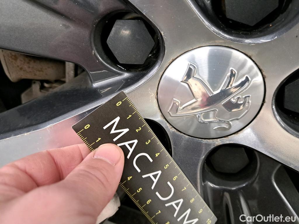  Peugeot  3008  Allure Pack 1.5 HDi 130CV BVA8 E6d #39