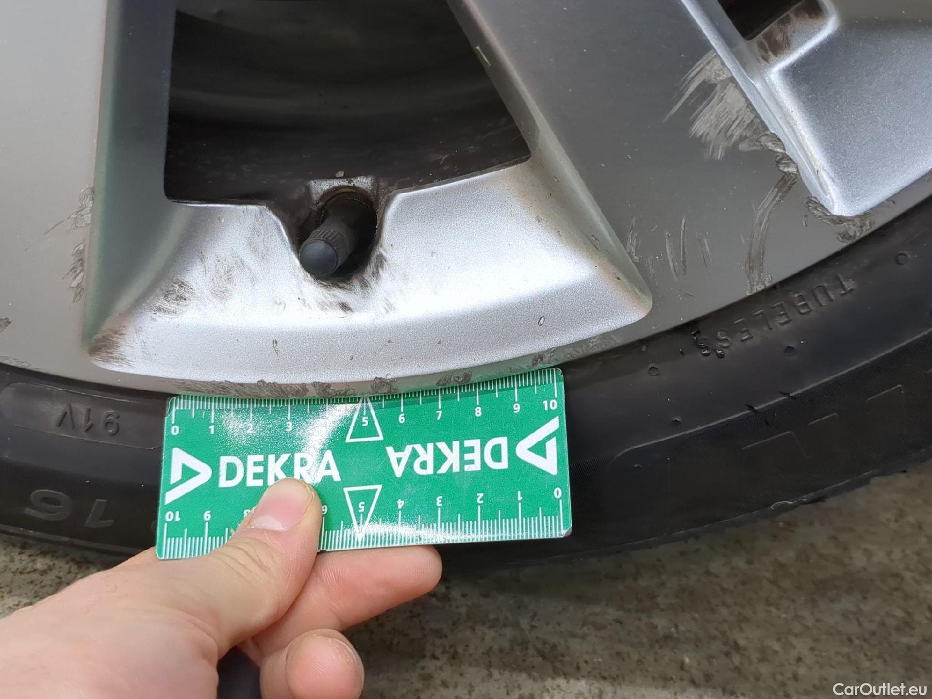  Peugeot  308  SW Active Business 1.5 HDi 130CV BVA8 E6d #25