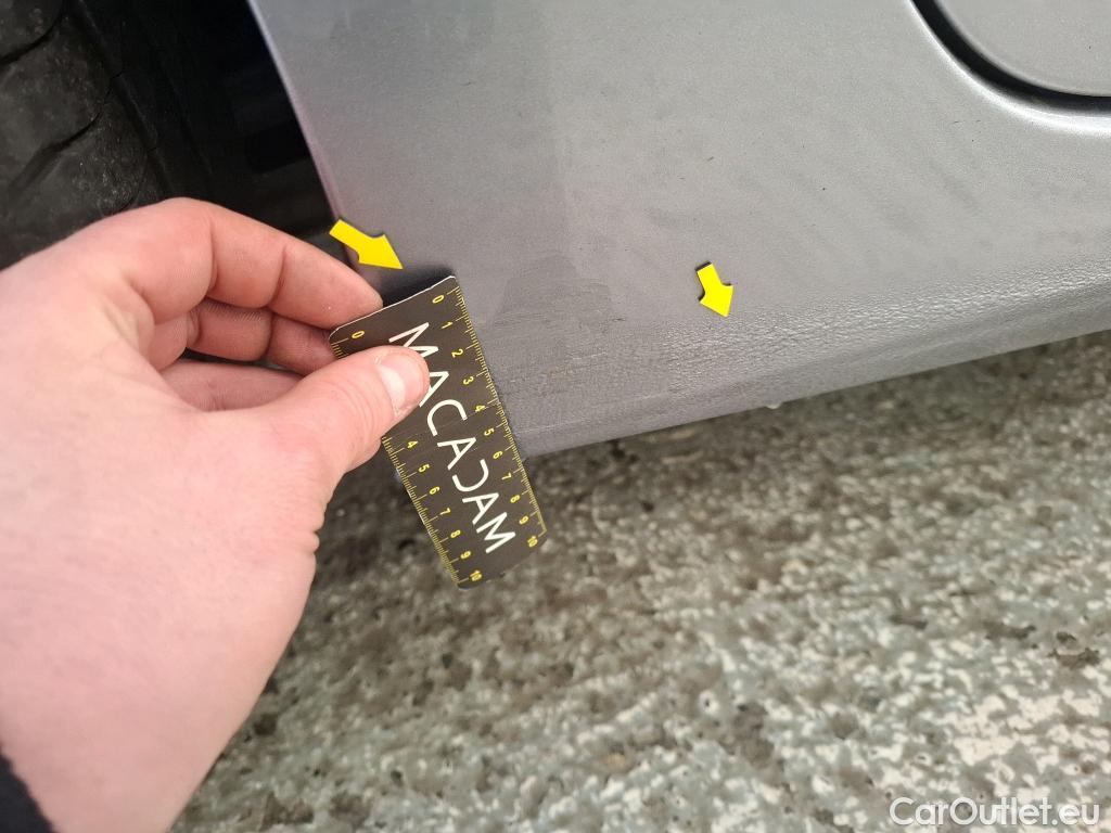  Peugeot  308  Allure 1.5 HDi 130CV BVA8 E6d #25