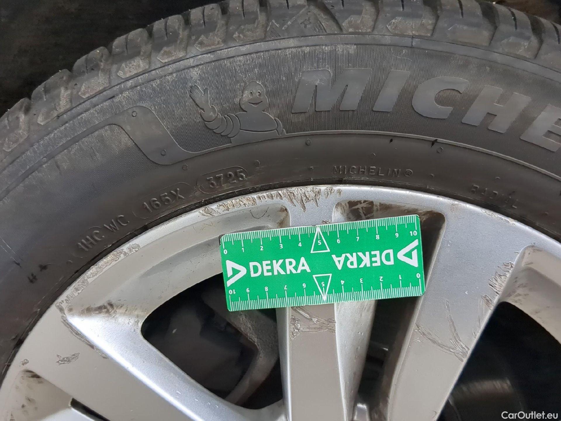  Peugeot  308  SW Active Business 1.5 HDi 130CV BVA8 E6d #17