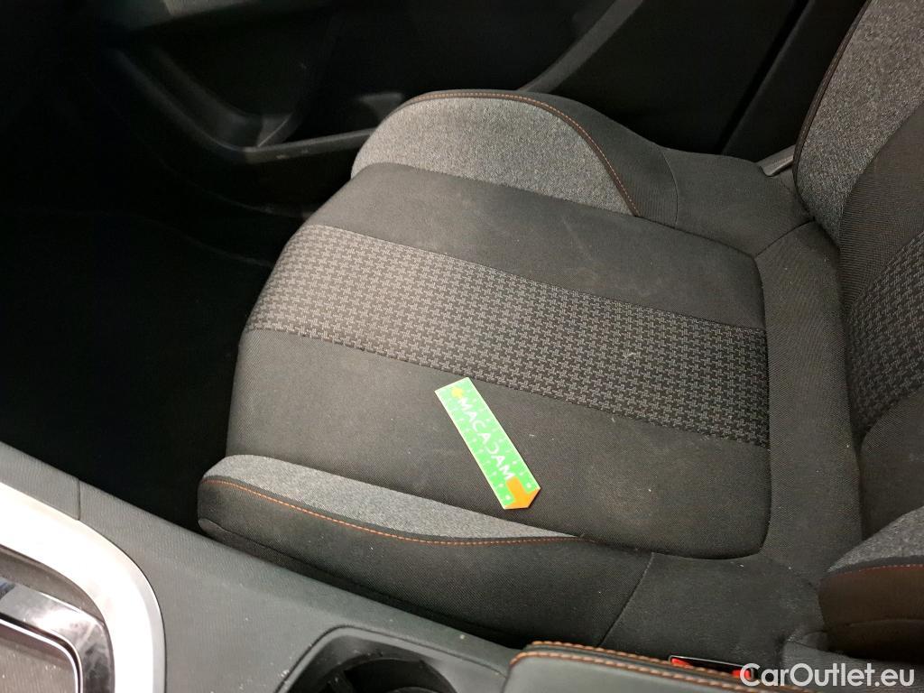  Peugeot  5008  Active Business 1.2 PureTech 130CV BVA8 E6d #22