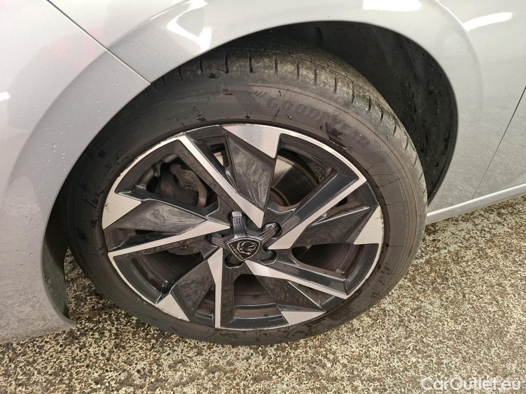  Peugeot  308 PEUGEOT  SW  2021  5P  Break BlueHDi 130 EAT8 ALLURE PACK #39