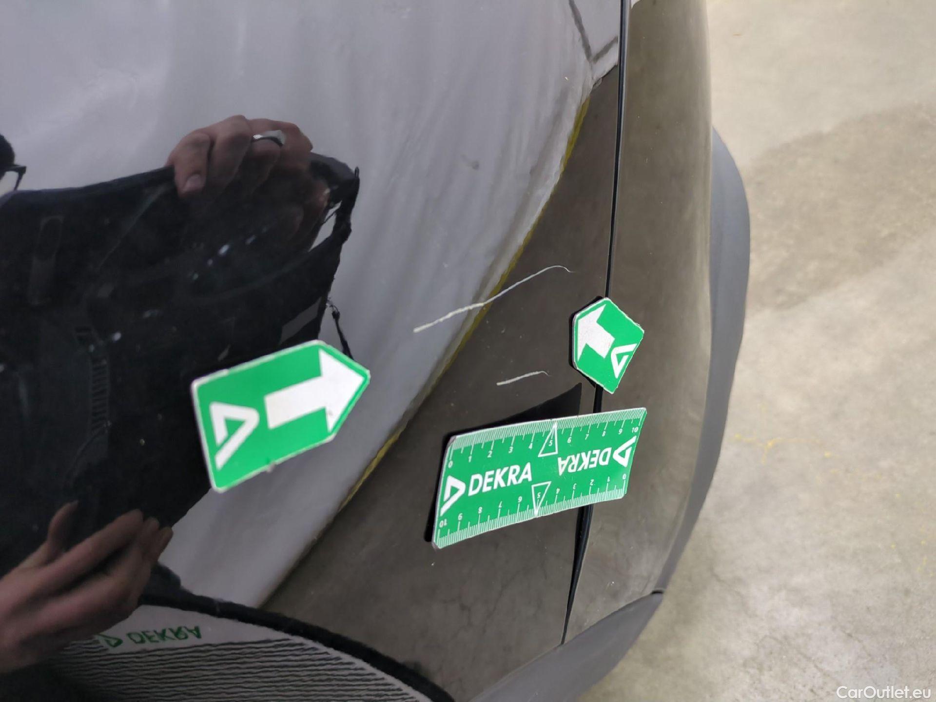  Peugeot  5008  Allure Pack 1.5 HDi 130CV BVA8 7 Sieges E6d #43