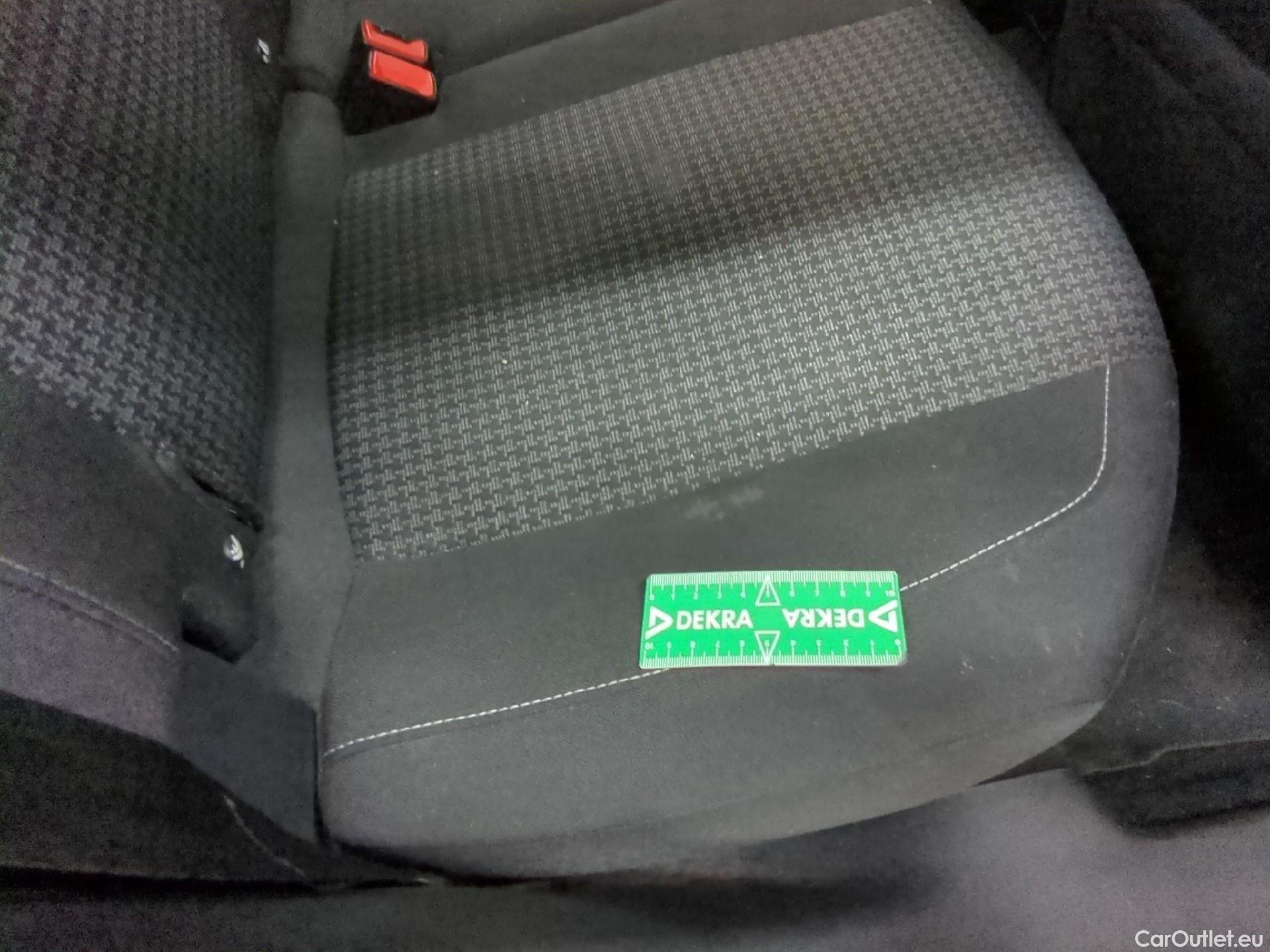  Peugeot  308  SW Active Business 1.5 HDi 130CV BVA8 E6d #10