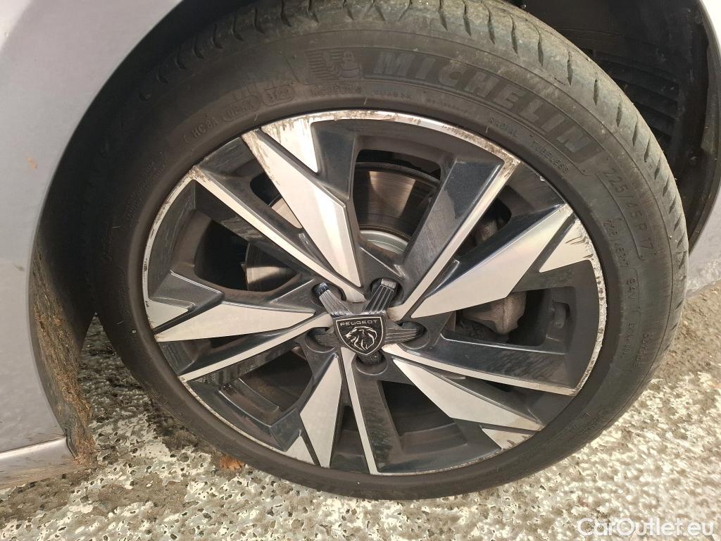  Peugeot  308  Allure 1.5 HDi 130CV BVA8 E6d #20