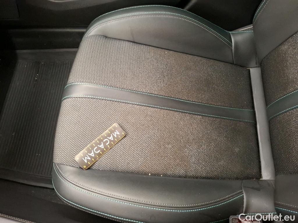  Peugeot  308  Allure 1.5 HDi 130CV BVA8 E6d #57