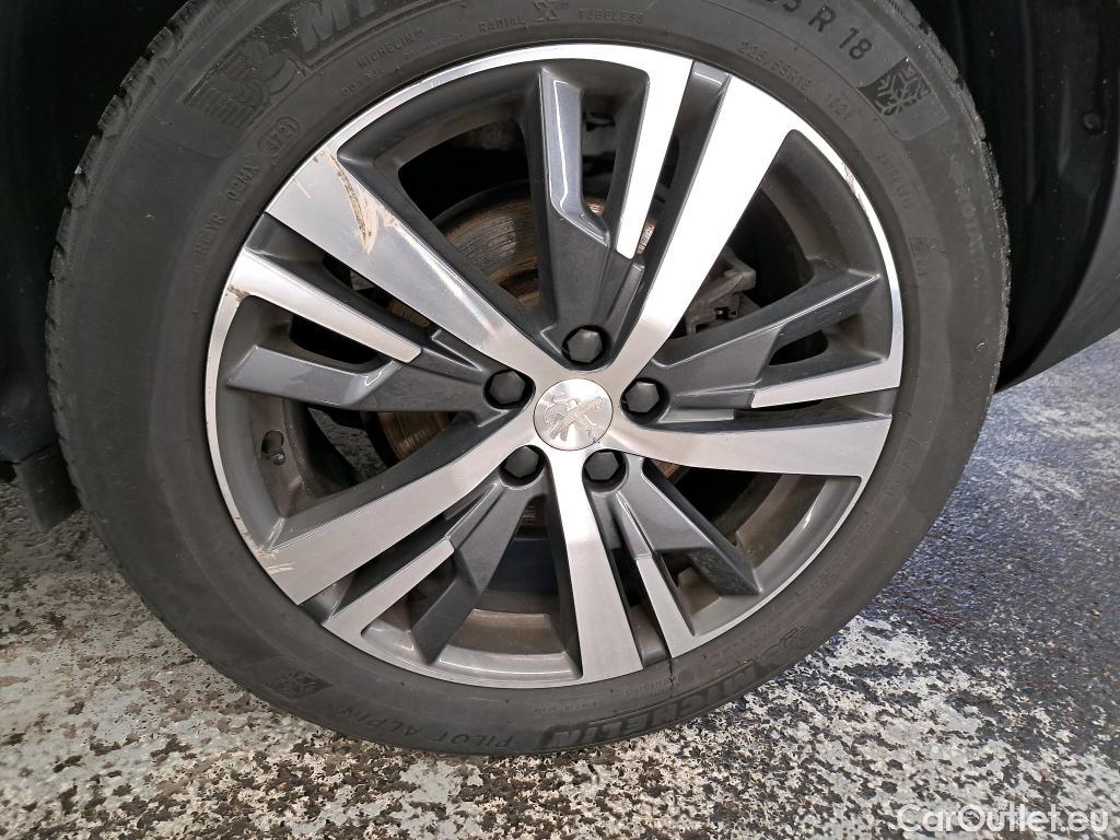  Peugeot  3008  Allure Pack 1.5 HDi 130CV BVA8 E6d #27