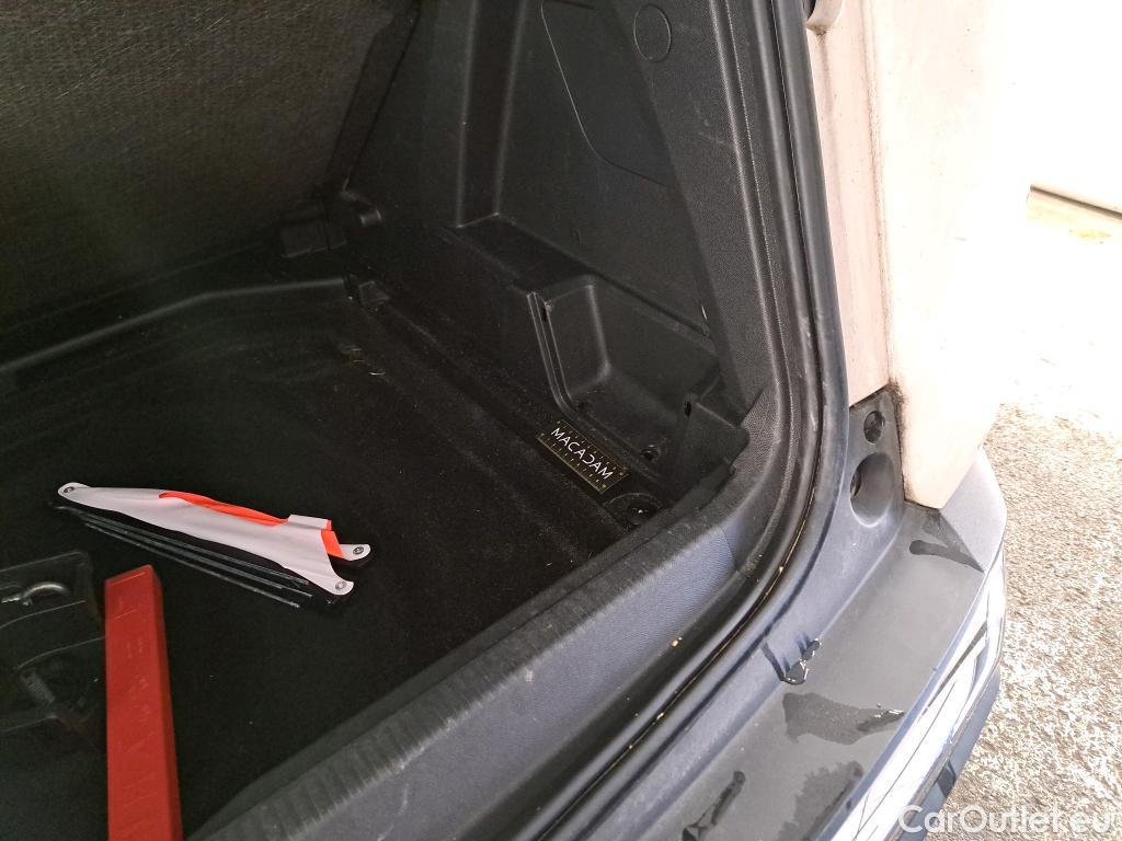  Peugeot  3008  Allure Pack 1.5 HDi 130CV BVA8 E6d #49