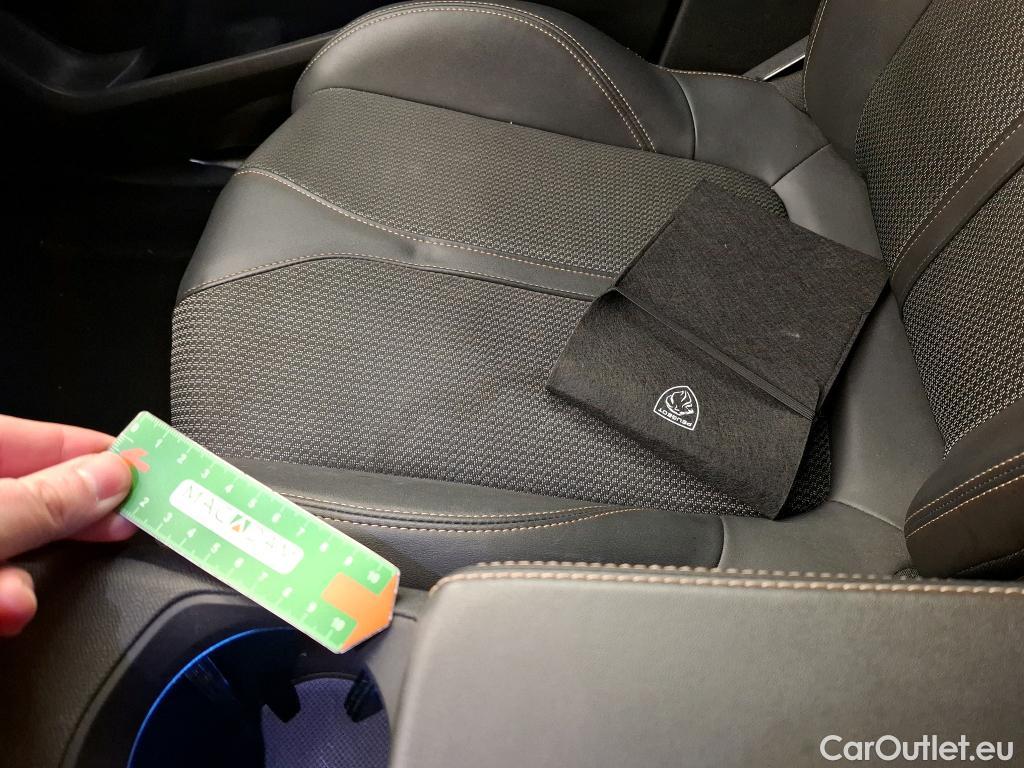  Peugeot  5008  GT 2.0 HDi 175CV BVA8 7 Sieges E6d #17