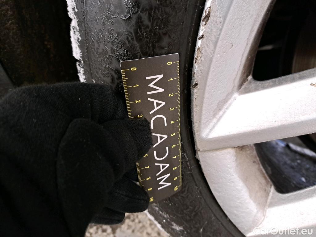  Seat  Leon SEAT  Sportstourer / 2020 / 5P / Break 2.0 TDI 150 DSG S&S Style Business #8