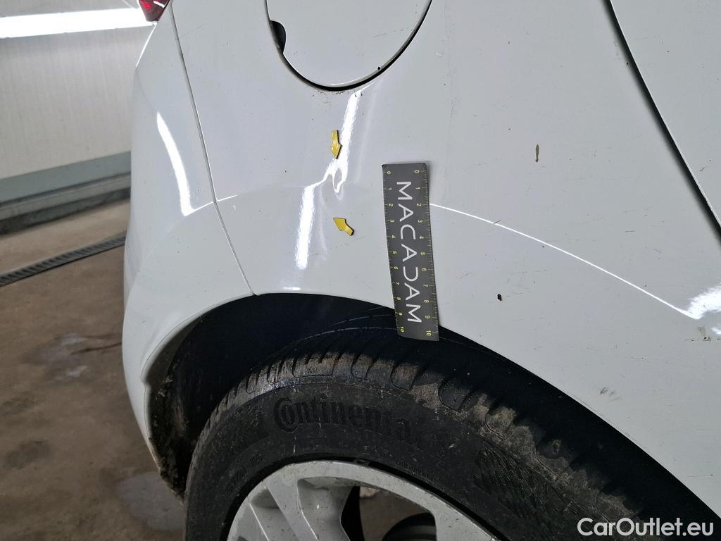  Renault  Clio  IV Business 0.9 TCe 90CV BVM5 E6 #22