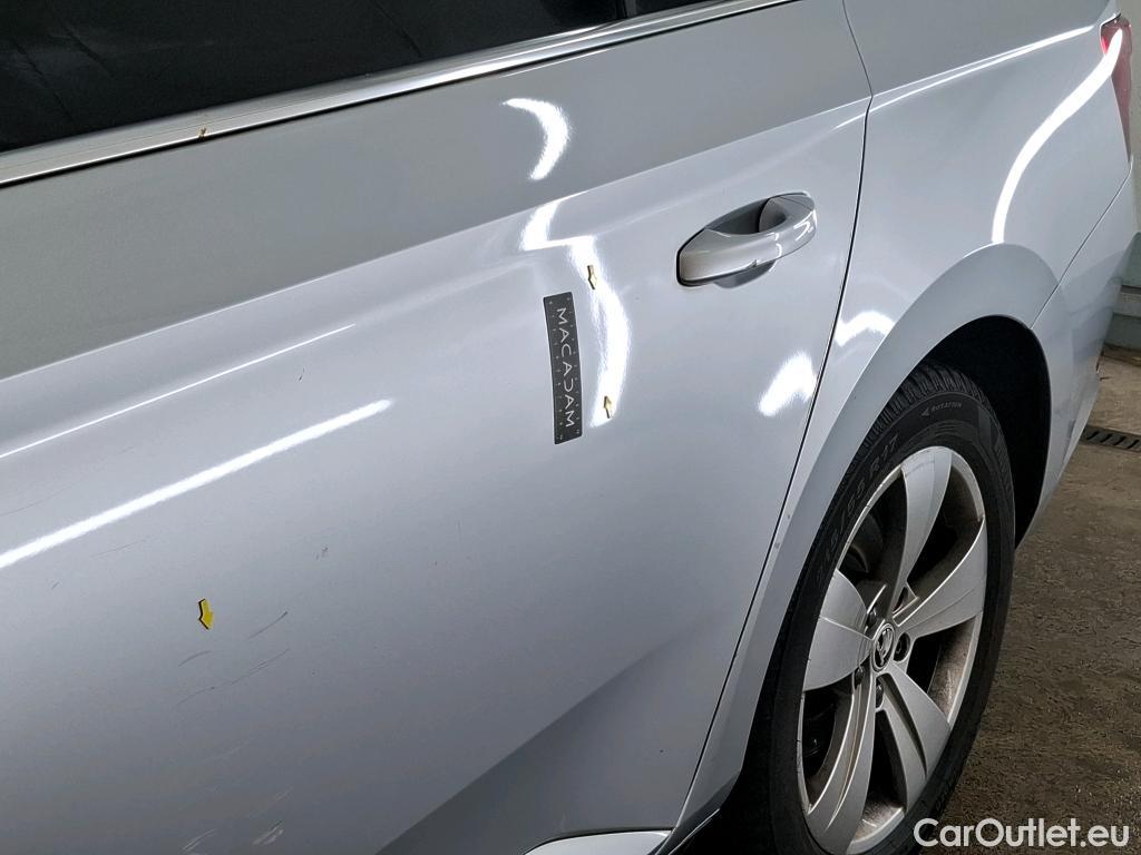  Skoda  Superb  Break Business 2.0 TDI 150CV BVA7 E6d #8