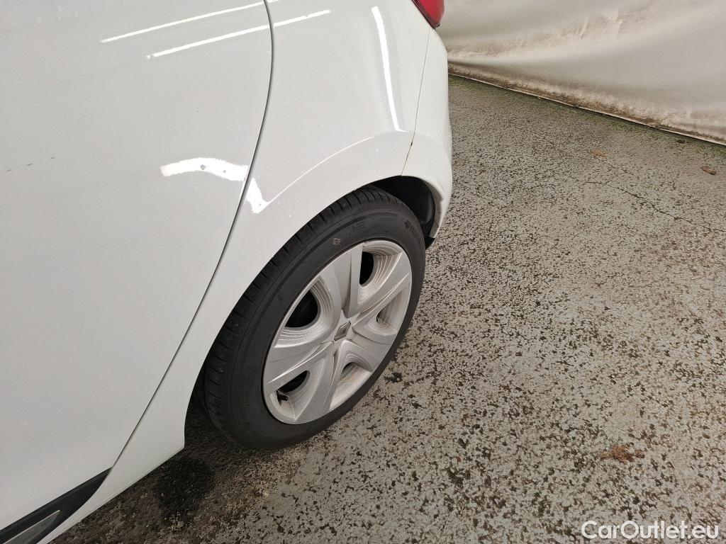  Renault  Clio  IV Zen 1.5 dCi 90CV BVM5 E5 #3
