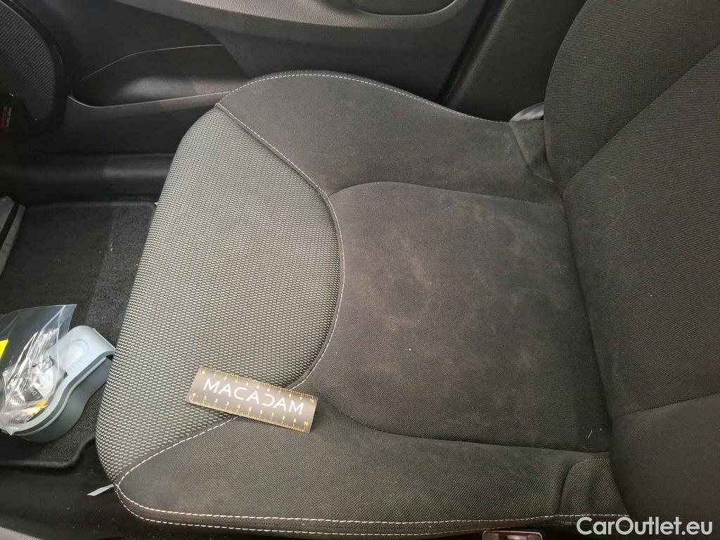  Renault  Clio  IV Business 0.9 TCe 90CV BVM5 E6 #43