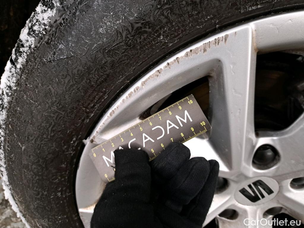  Seat  Leon SEAT  Sportstourer / 2020 / 5P / Break 2.0 TDI 150 DSG S&S Style Business #11