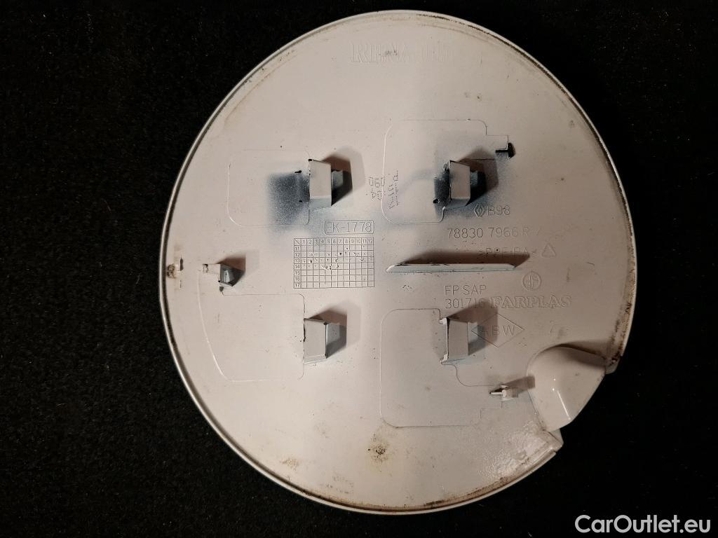  Renault  Clio  IV Zen 1.5 dCi 90CV BVM5 E5 #32