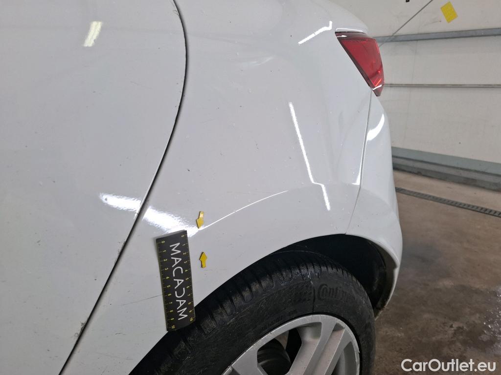  Renault  Clio  IV Business 0.9 TCe 90CV BVM5 E6 #17