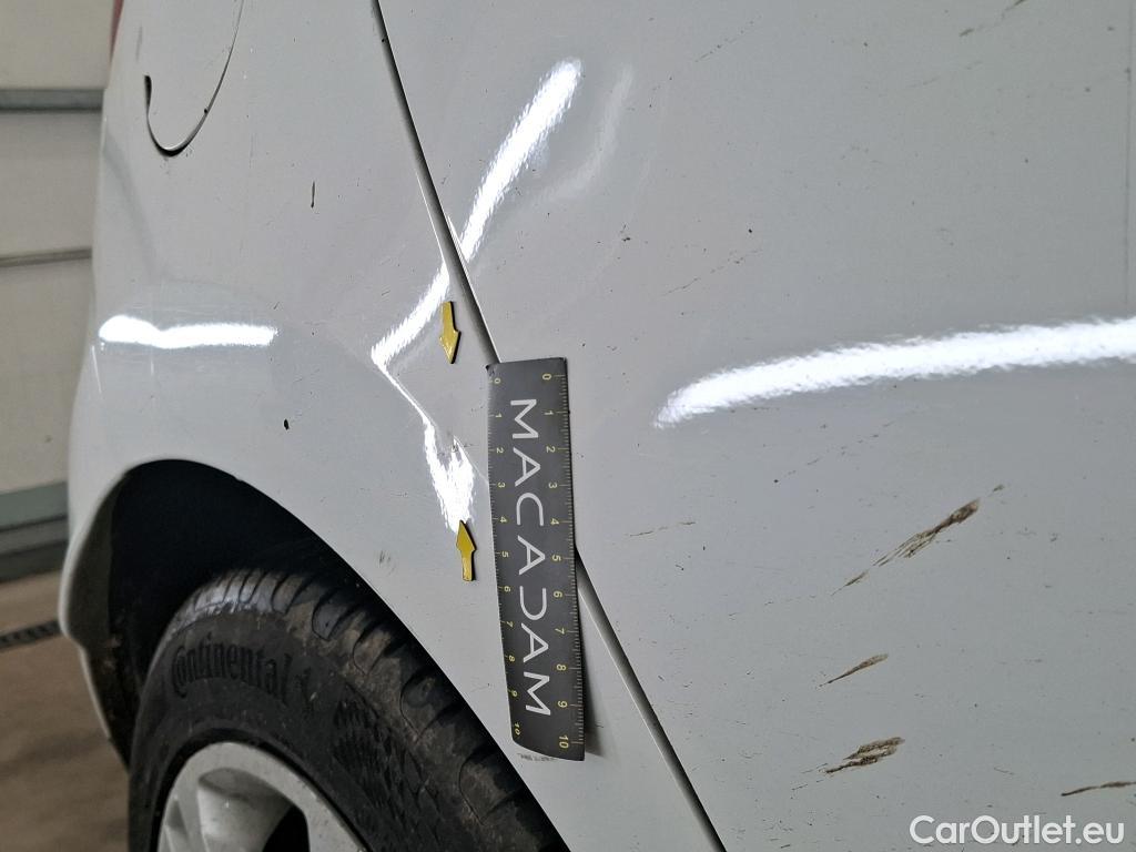  Renault  Clio  IV Business 0.9 TCe 90CV BVM5 E6 #24