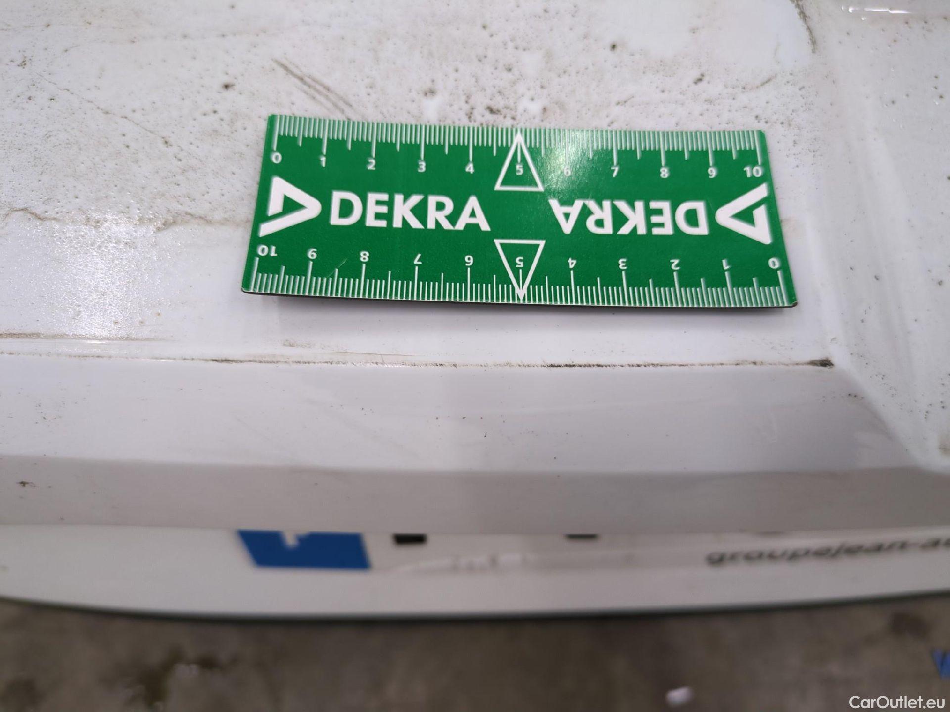  Renault  Megane  IV Berline 5pt. Business 1.3 TCe 115CV BVM6 E6d #15