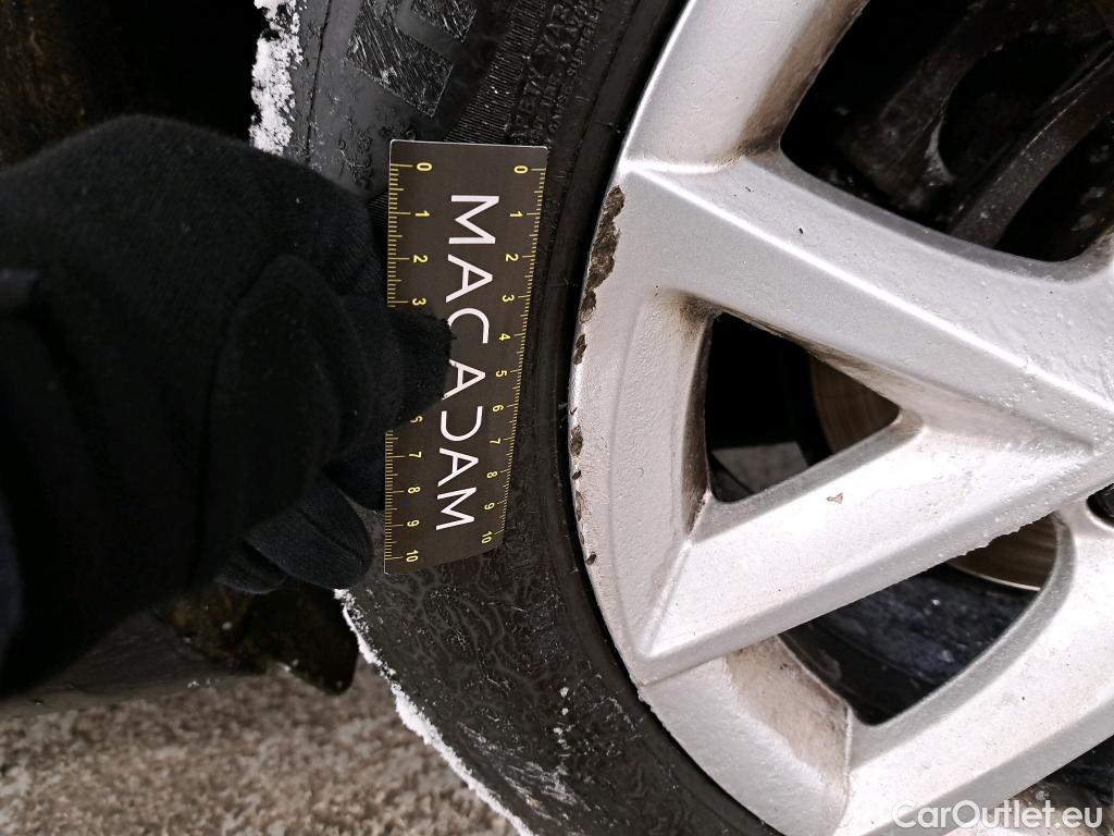  Seat  Leon SEAT  Sportstourer / 2020 / 5P / Break 2.0 TDI 150 DSG S&S Style Business #7