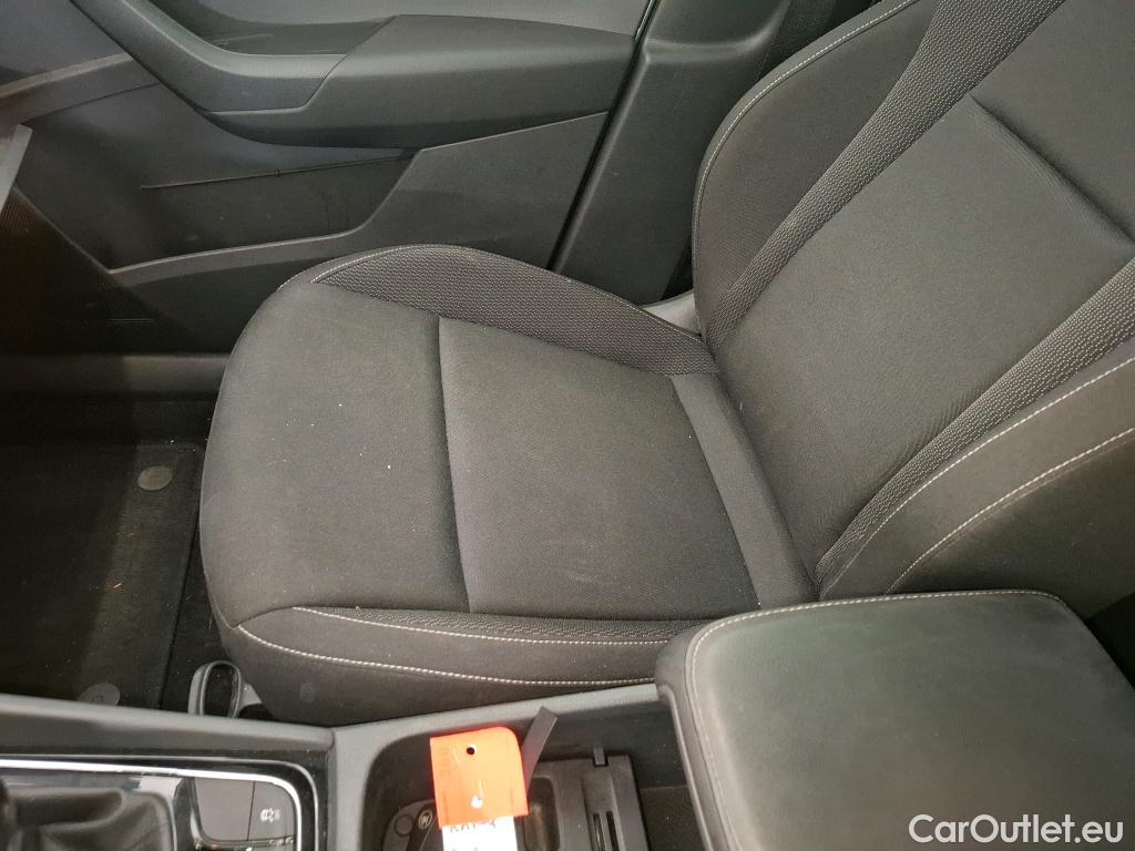  Skoda  Karoq SKODA  / 2017 / 5P / SUV 2.0 TDI 116ch Business #32