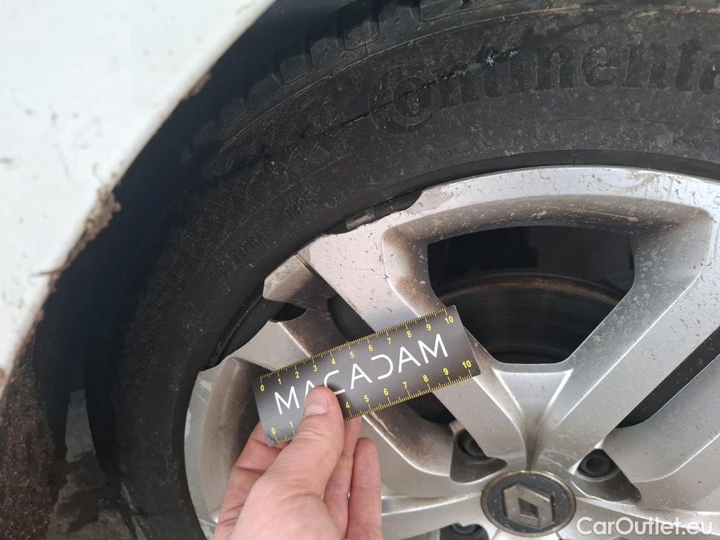  Renault  Clio  IV Business 0.9 TCe 90CV BVM5 E6 #41