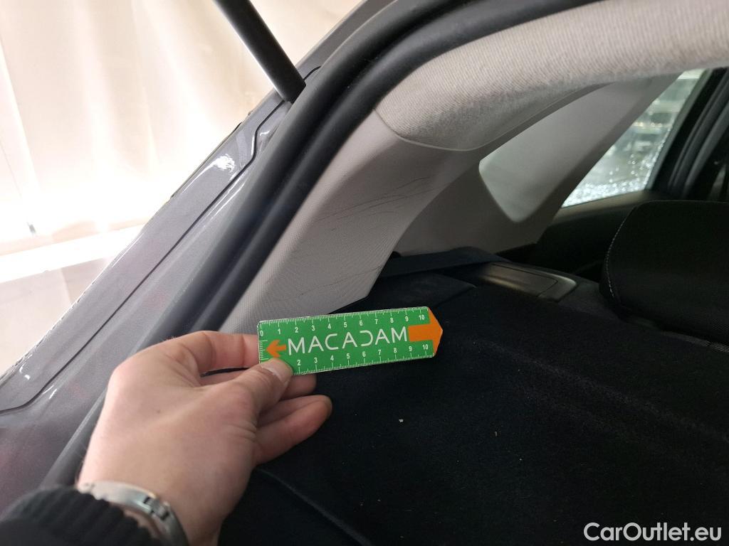  Renault  Captur RENAULT  / 2019 / 5P / SUV Business TCe 140 EDC FAP -21 #22