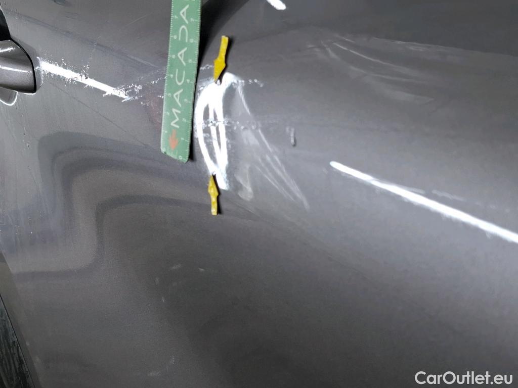  Renault  Captur RENAULT  / 2019 / 5P / SUV Business TCe 140 EDC FAP -21 #7