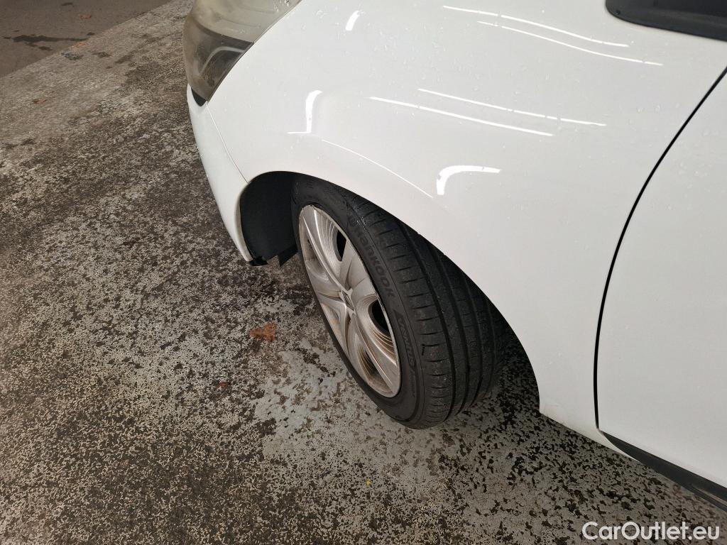  Renault  Clio  IV Zen 1.5 dCi 90CV BVM5 E5 #35