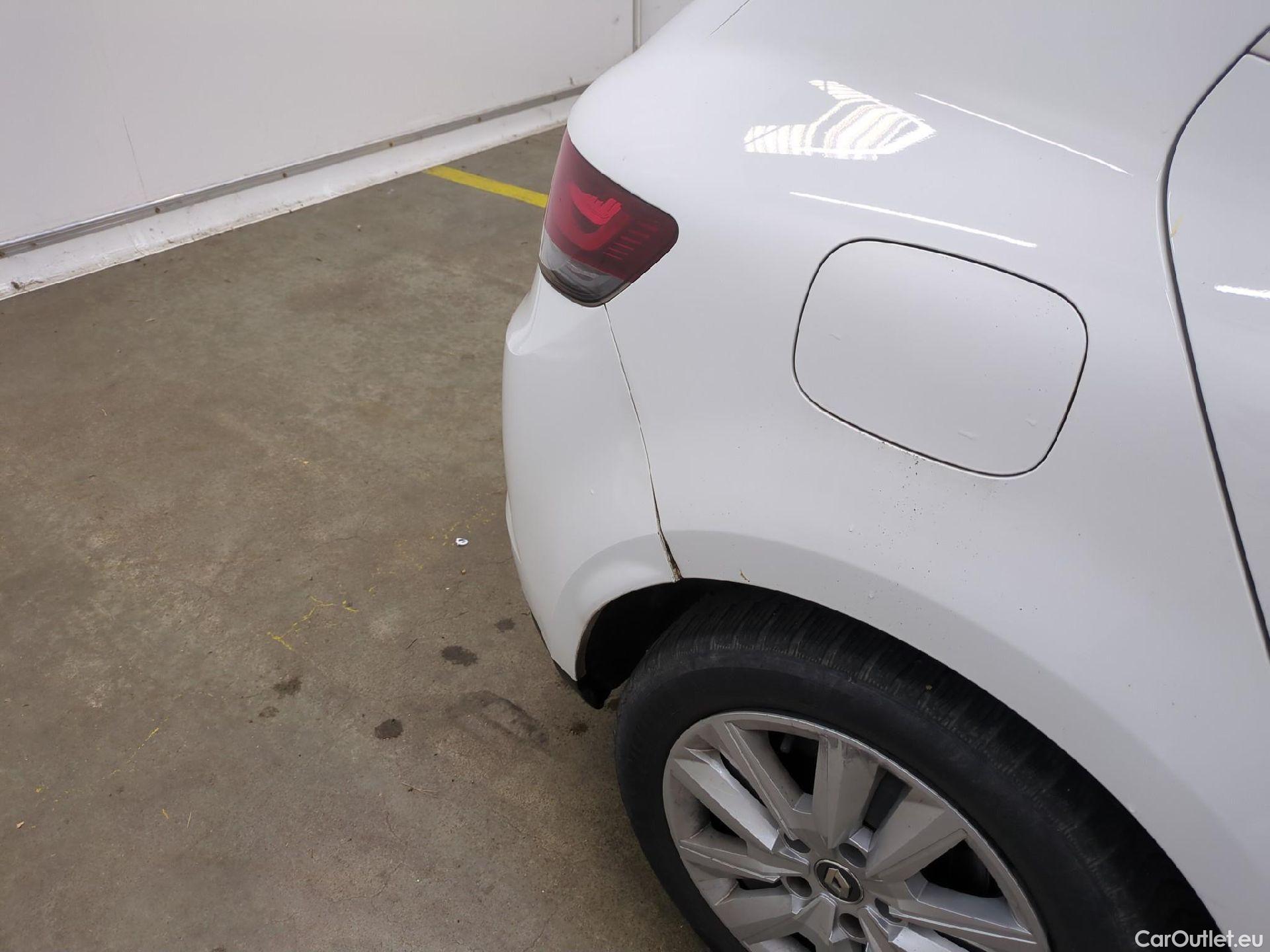  Renault  Megane  IV Berline 5pt. Business 1.3 TCe 115CV BVM6 E6d #13