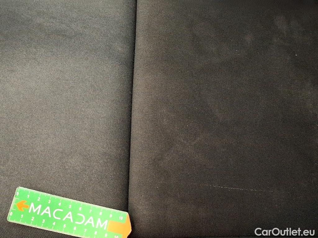  Renault  Captur RENAULT  / 2019 / 5P / SUV Business TCe 140 EDC FAP -21 #17