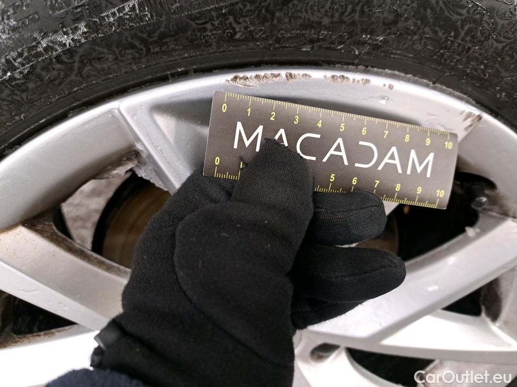  Seat  Leon SEAT  Sportstourer / 2020 / 5P / Break 2.0 TDI 150 DSG S&S Style Business #12