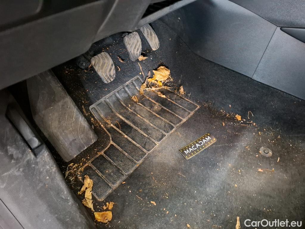  Renault  Megane  IV Berline 5pt. Business 1.5 dCi 115CV BVM6 E6dT #1