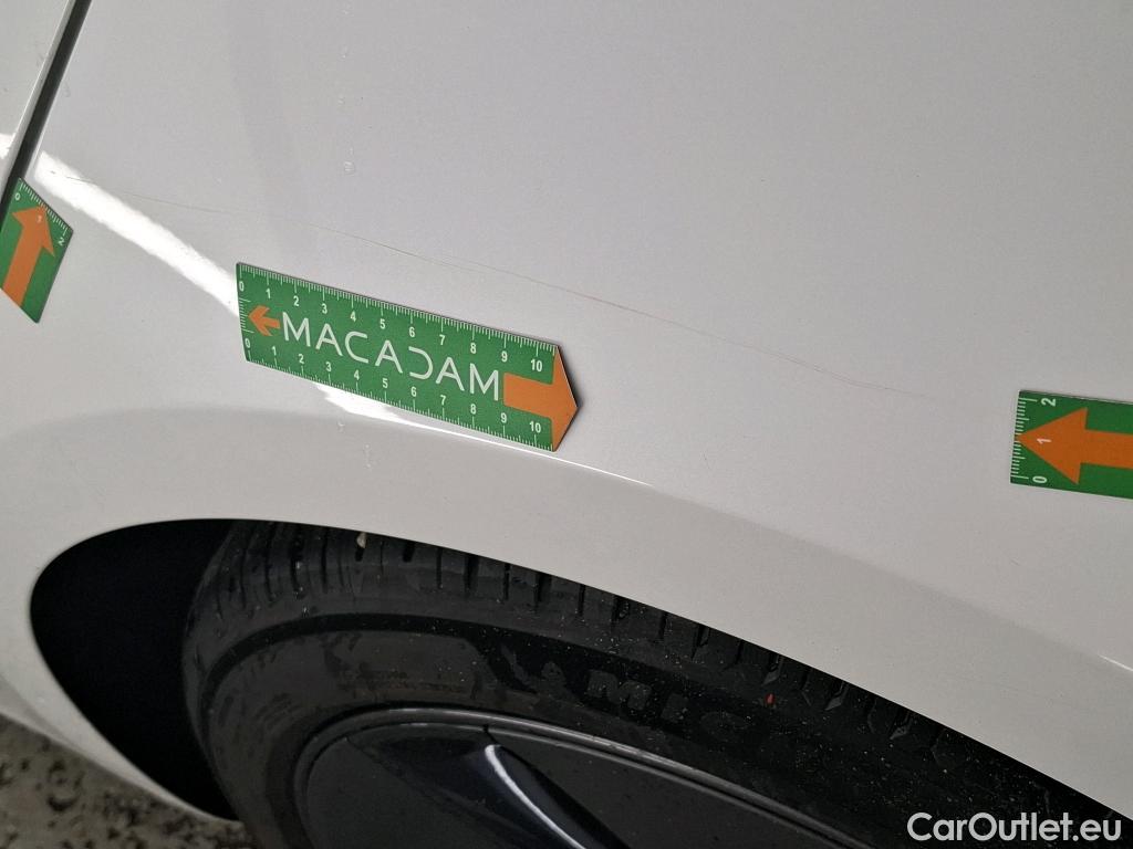  Tesla  Model 3 TESLA  / 2018 / 4P / Berline Grande Autonomie Dual Motor AWD #10