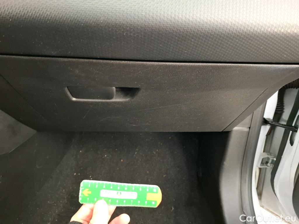  Renault  Clio  V Business 1.0 TCe 90CV BVM6 E6d #14